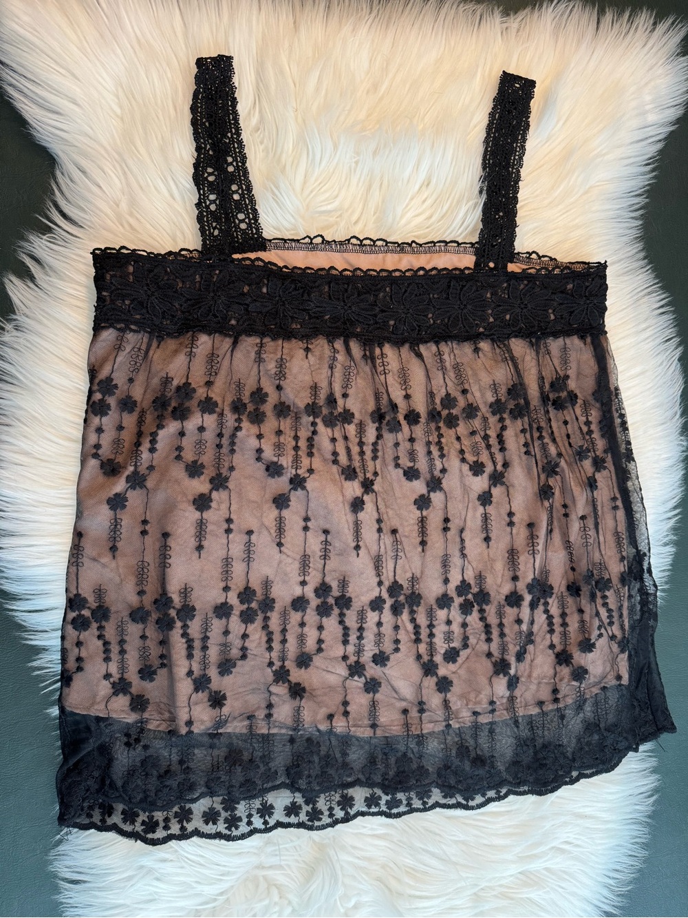 ANDREE BY UNIT lace camisole